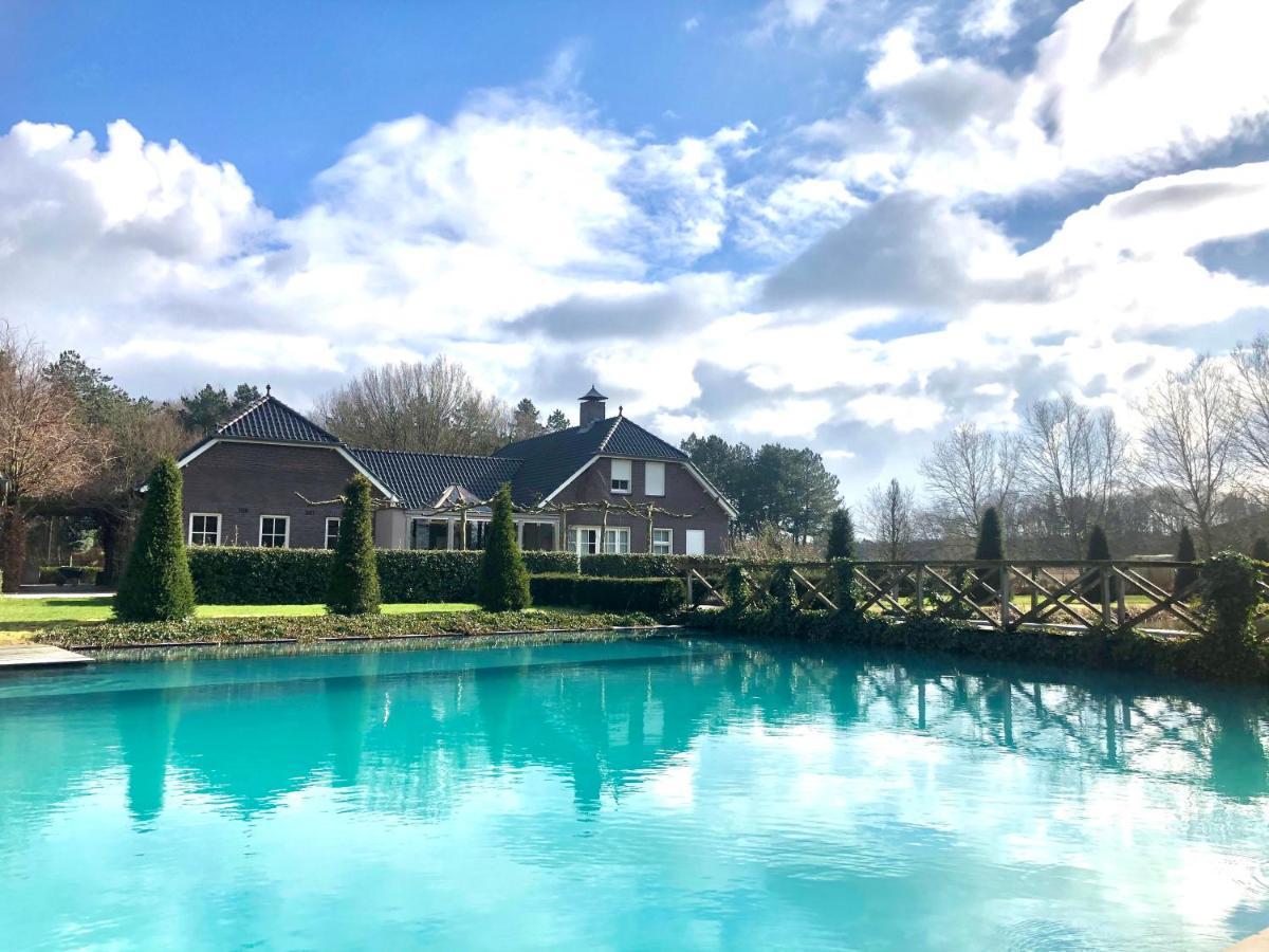 Landhuis Hotel De Hilkensberg Broekhuizen  エクステリア 写真