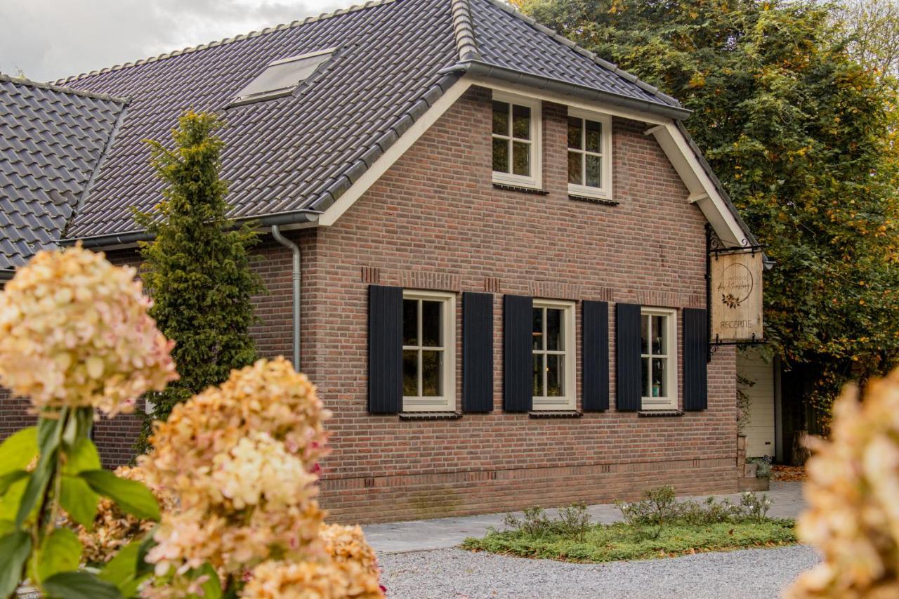 Landhuis Hotel De Hilkensberg Broekhuizen  エクステリア 写真
