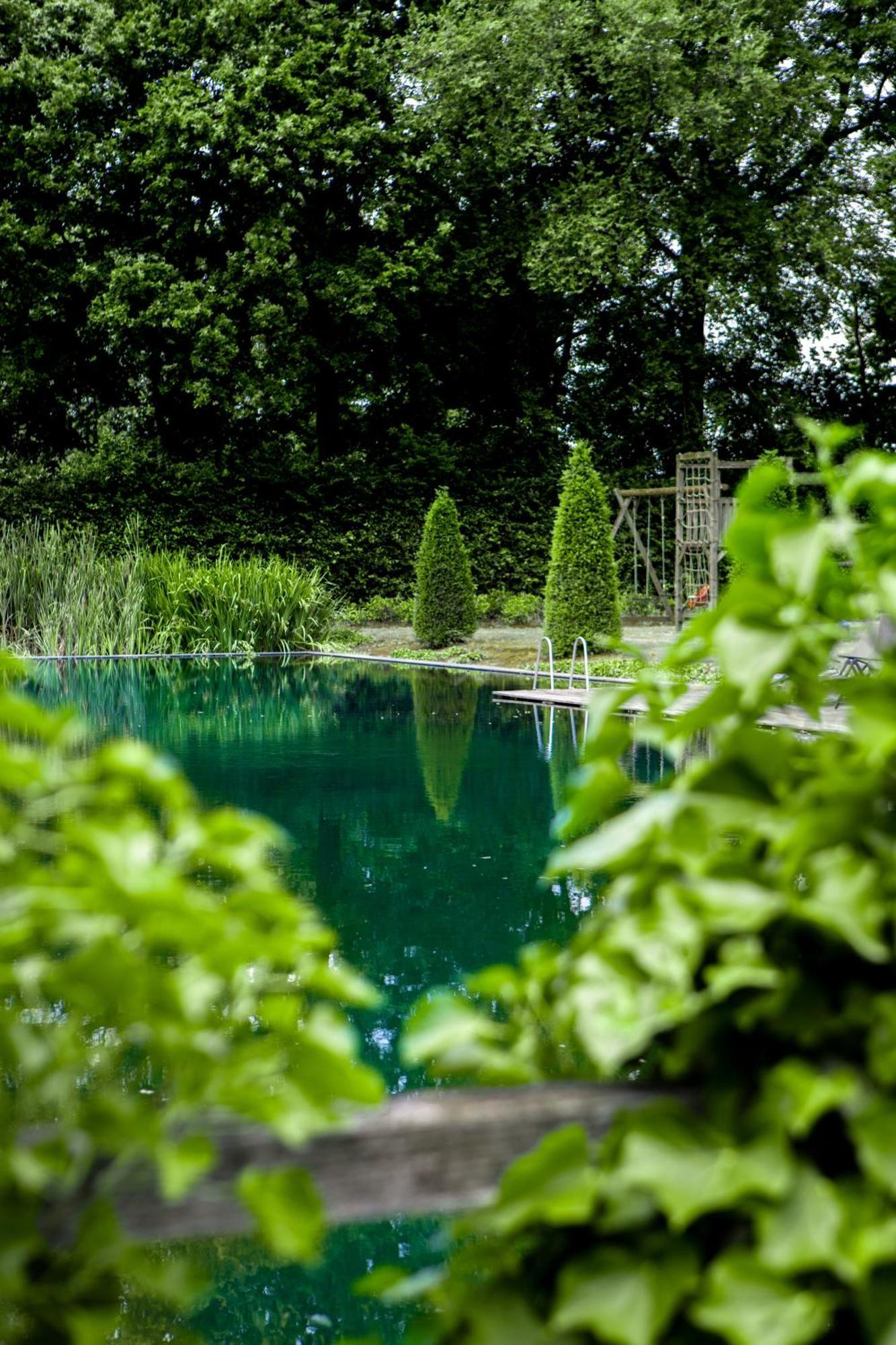 Landhuis Hotel De Hilkensberg Broekhuizen  エクステリア 写真